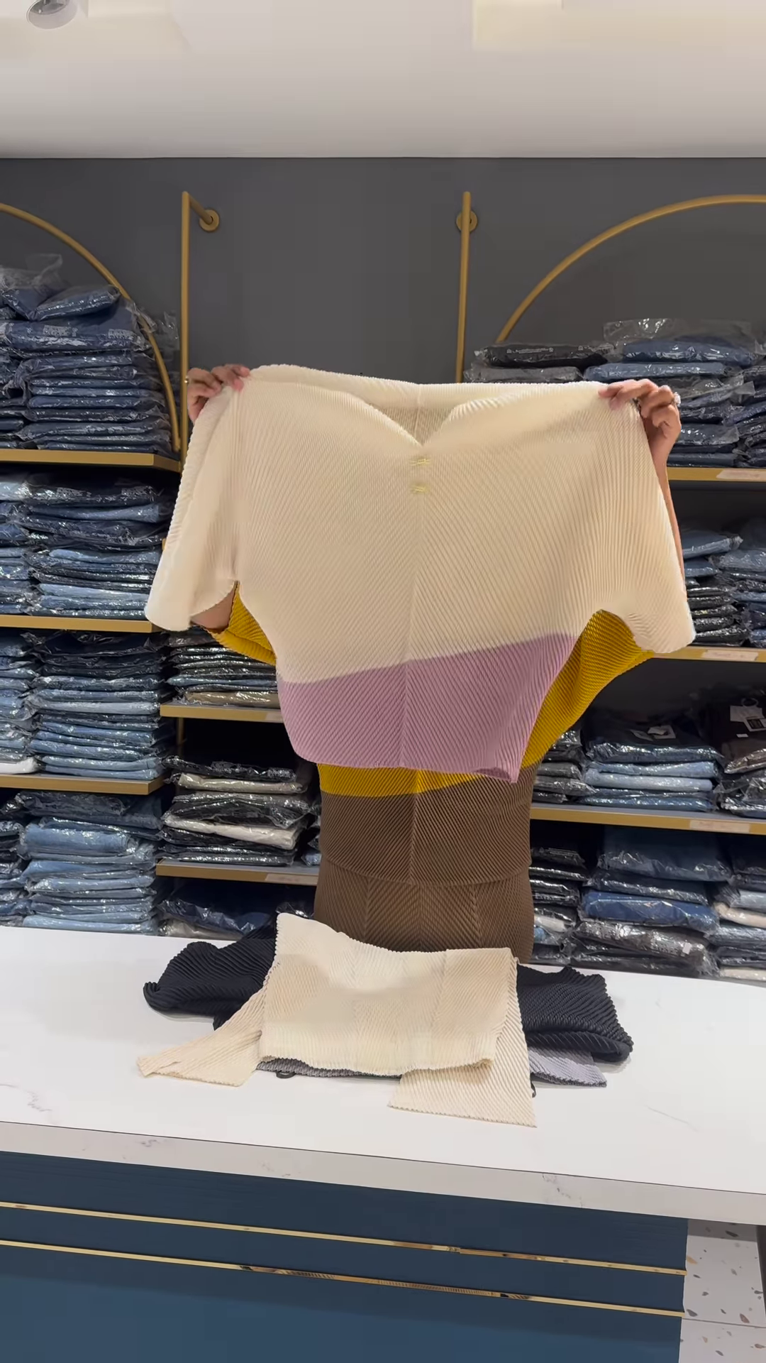 π Cocoa Blend β Ribbed Colorblock Knit Top β¨