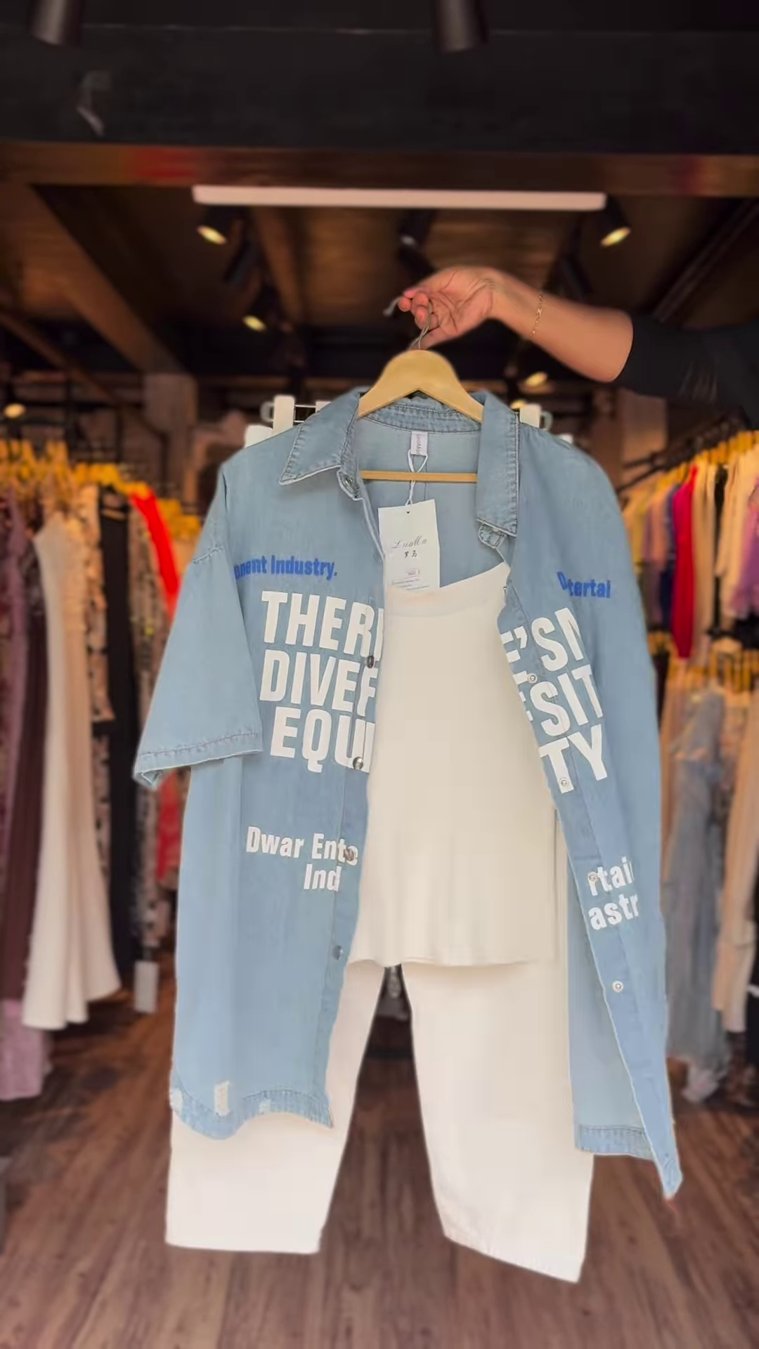 Elegant White Dress with Ruffled Hem and Bow Detail