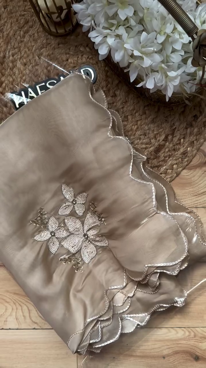 Beige Embroidered Scalloped Dupatta