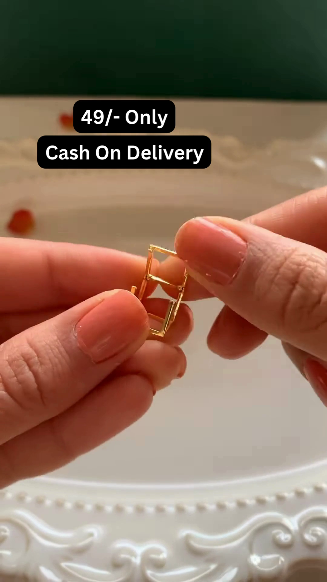 Modern Gold-Toned Necklace with Geometric Cage and Pearl Accent