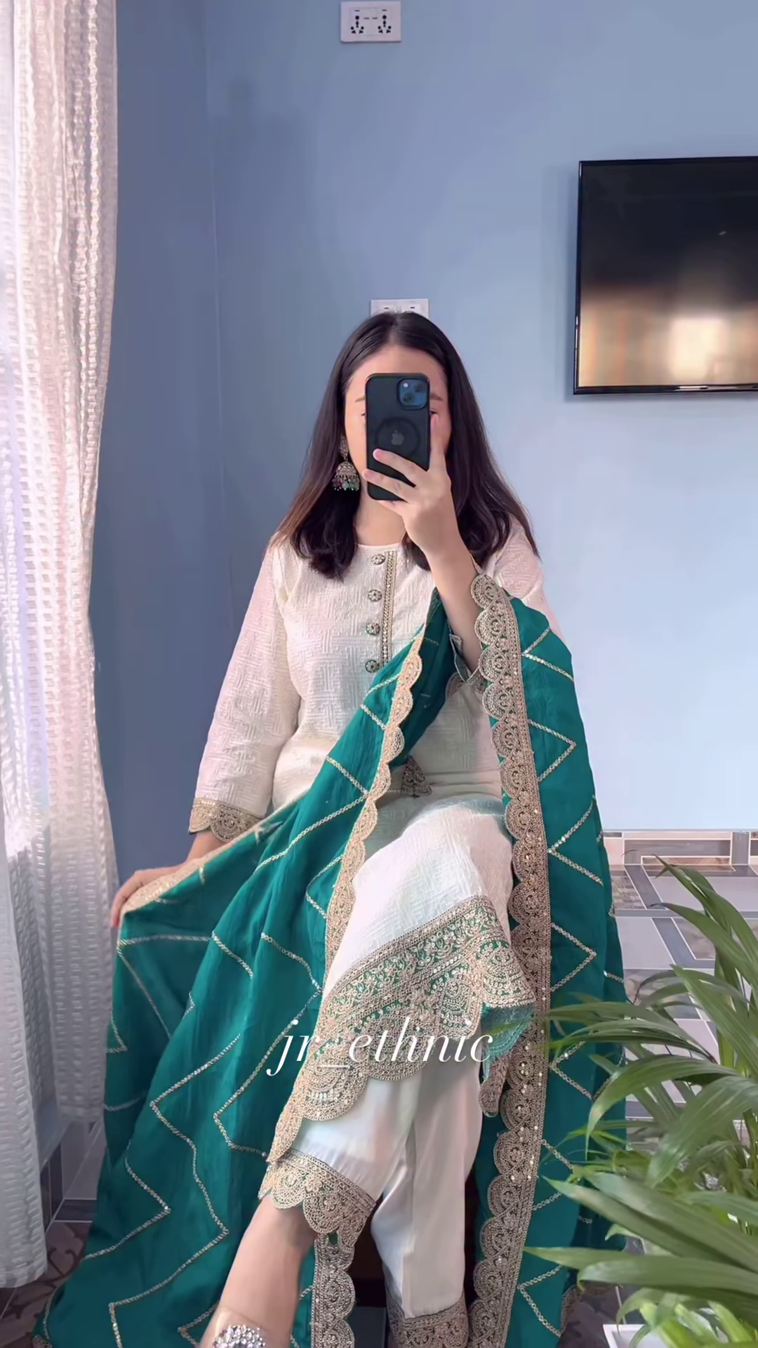 Elegant Cream Kurta Set with Embroidered Green Dupatta – Classy Ethnic Outfit for Festive & Formal Wear