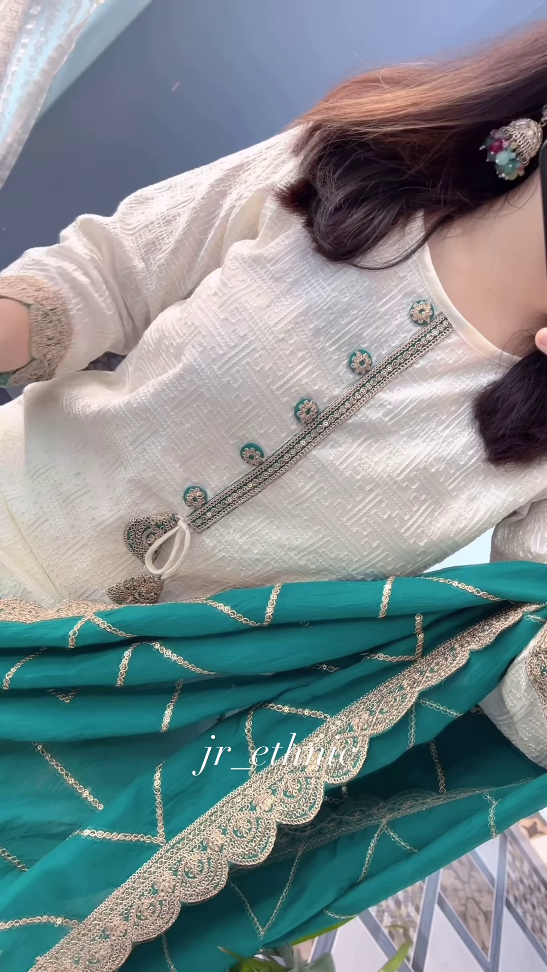 Elegant Cream Kurta Set with Embroidered Green Dupatta – Classy Ethnic Outfit for Festive & Formal Wear