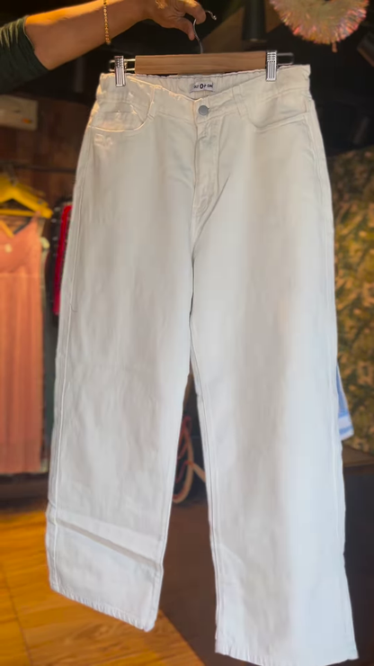 Effortless Striped Shirt & White Trousers Co-ord Set – Chic Women’s Casual Wear