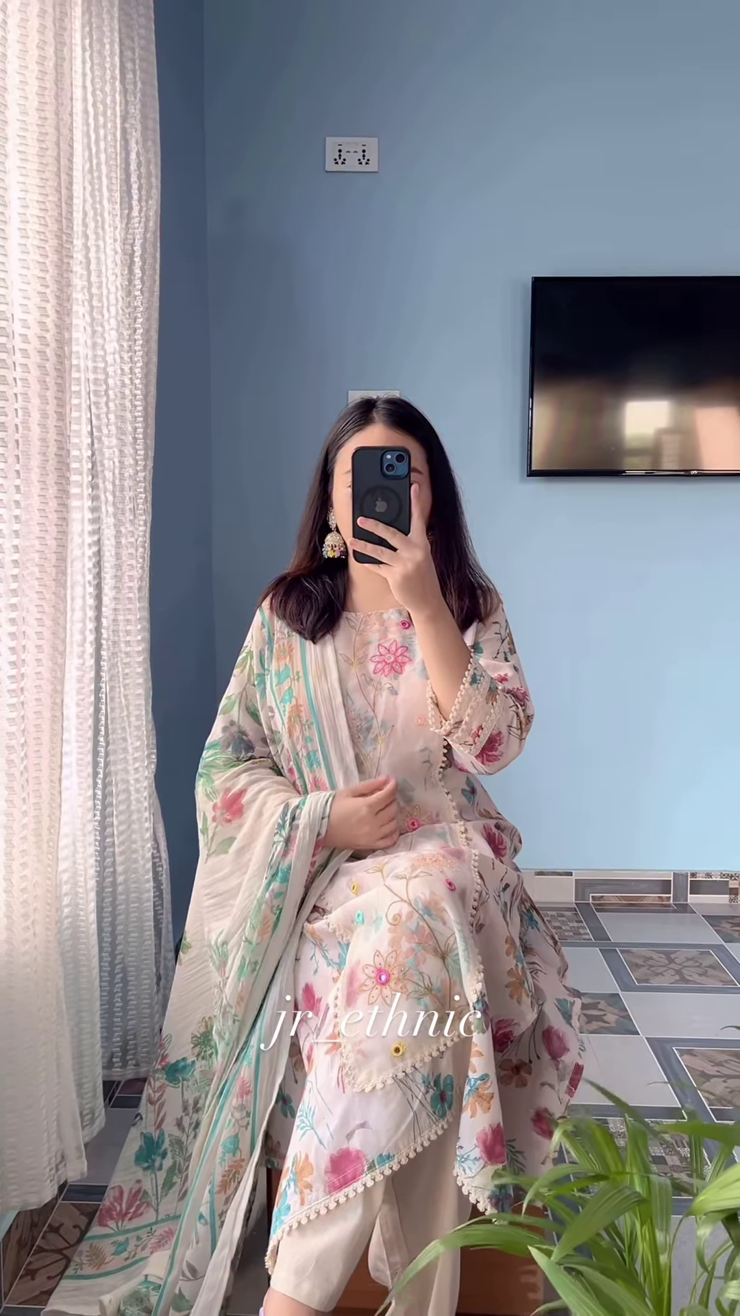 Elegant Floral Print Kurti Set with Dupatta – Women’s Pastel Ethnic Wear