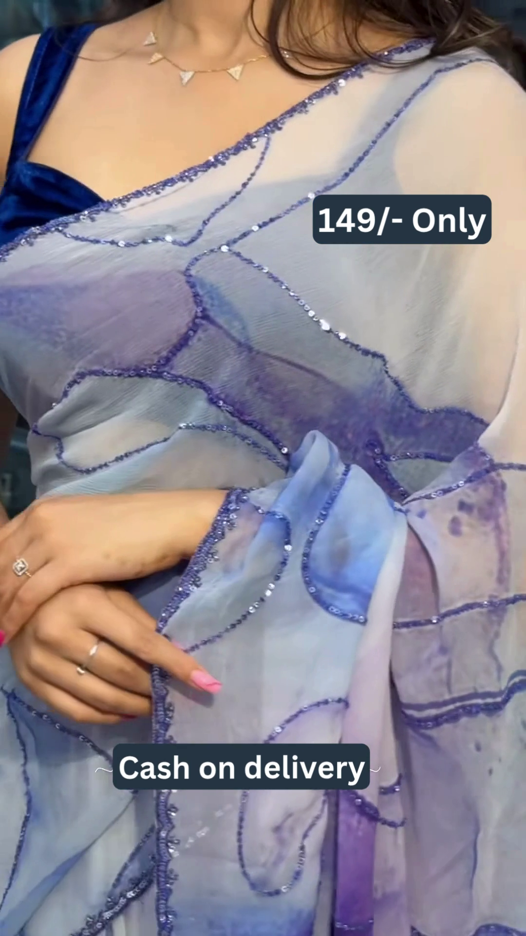 Women’s Abstract Blue-Purple Printed Saree with Solid Blouse – Lightweight Everyday Ethnicwear