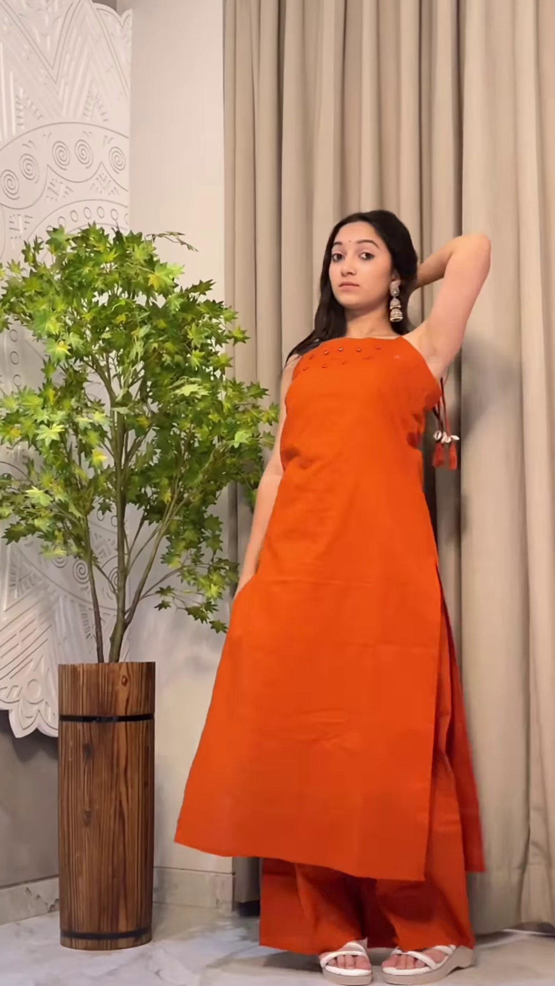 Women’s Teal Sleeveless Kurta Pant Set with Tassel Straps – Elegant Indo-Western Ethnic Ensemble