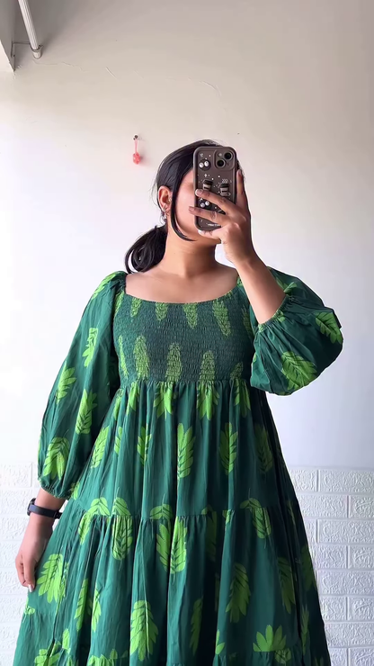 Women’s Leaf-Print Green Maxi Dress with Smocked Bodice and Tiered Skirt – Elegant Casualwear from Summer Portrait Series