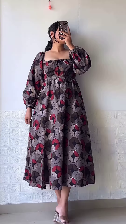 Women’s Leaf-Print Green Maxi Dress with Smocked Bodice and Tiered Skirt – Elegant Casualwear from Summer Portrait Series