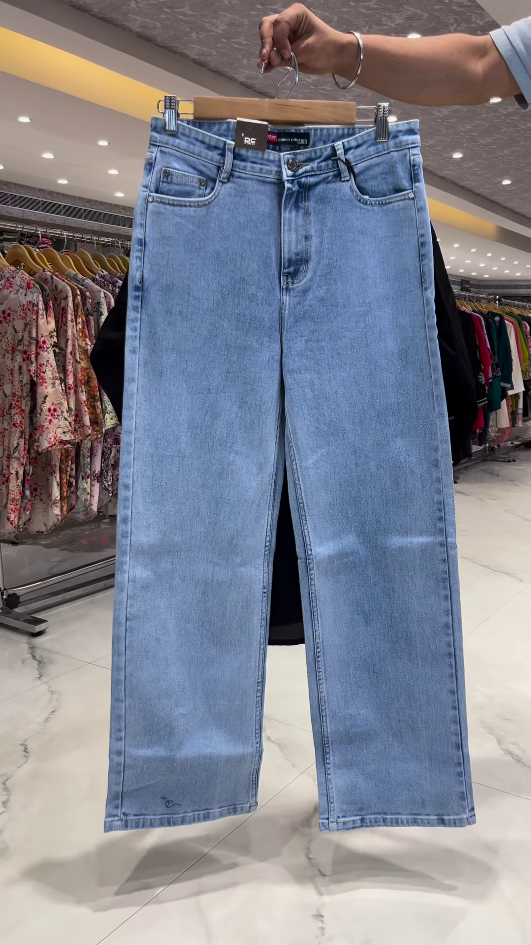 Women’s Black Floral Embroidered Kurti with Light Blue Denim Pants – Everyday Ethnicwear Ensemble with Bright Accents