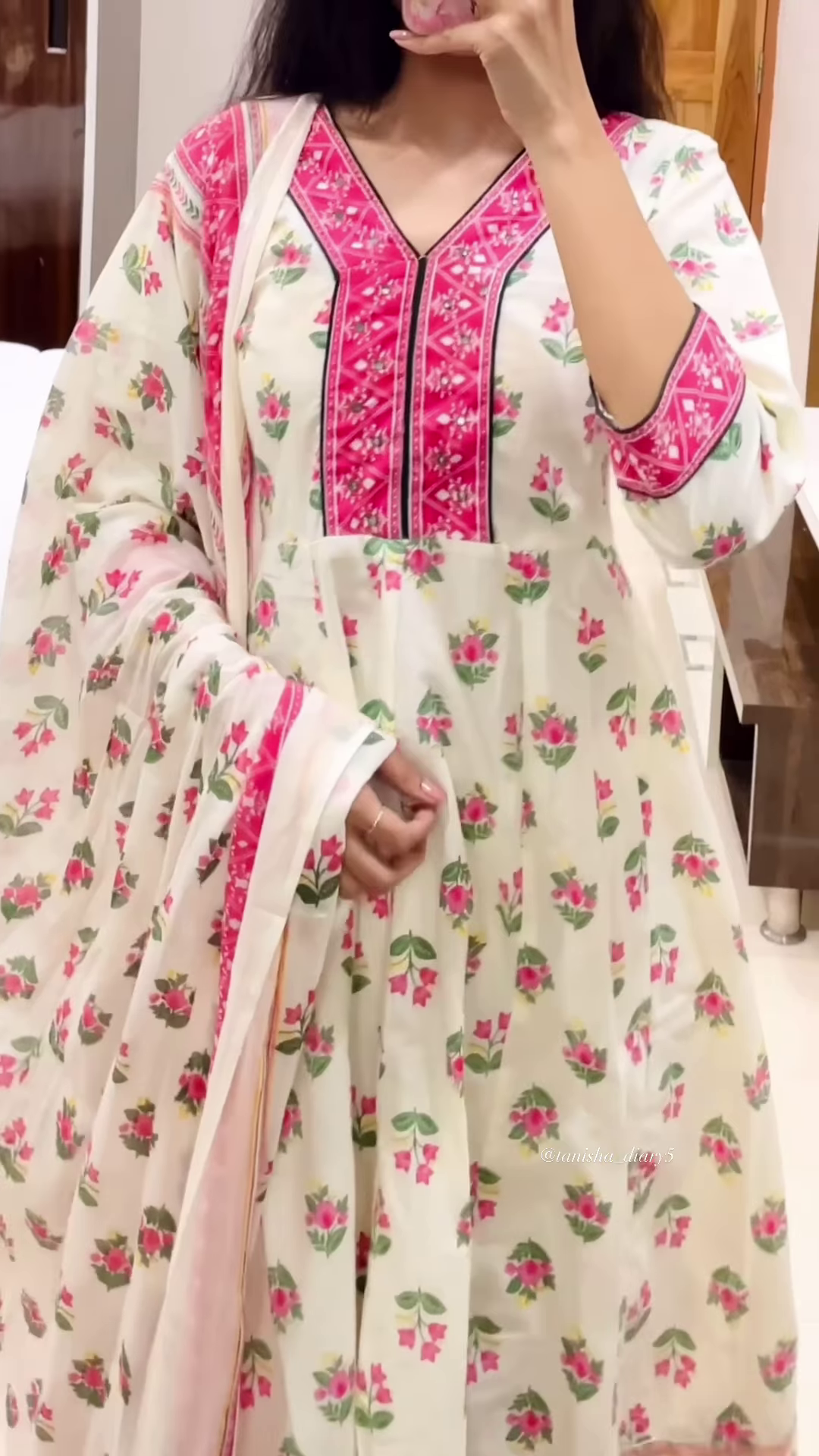 Women’s Yellow Floral Printed Kurti with Red Neckline Border – Ethnic Everyday Ensemble with Seasonal Charm