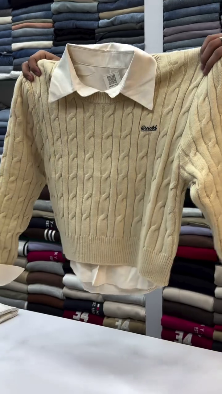 Elegant Beige Cable Knit Sweater with White Collar – Preppy Chic Style