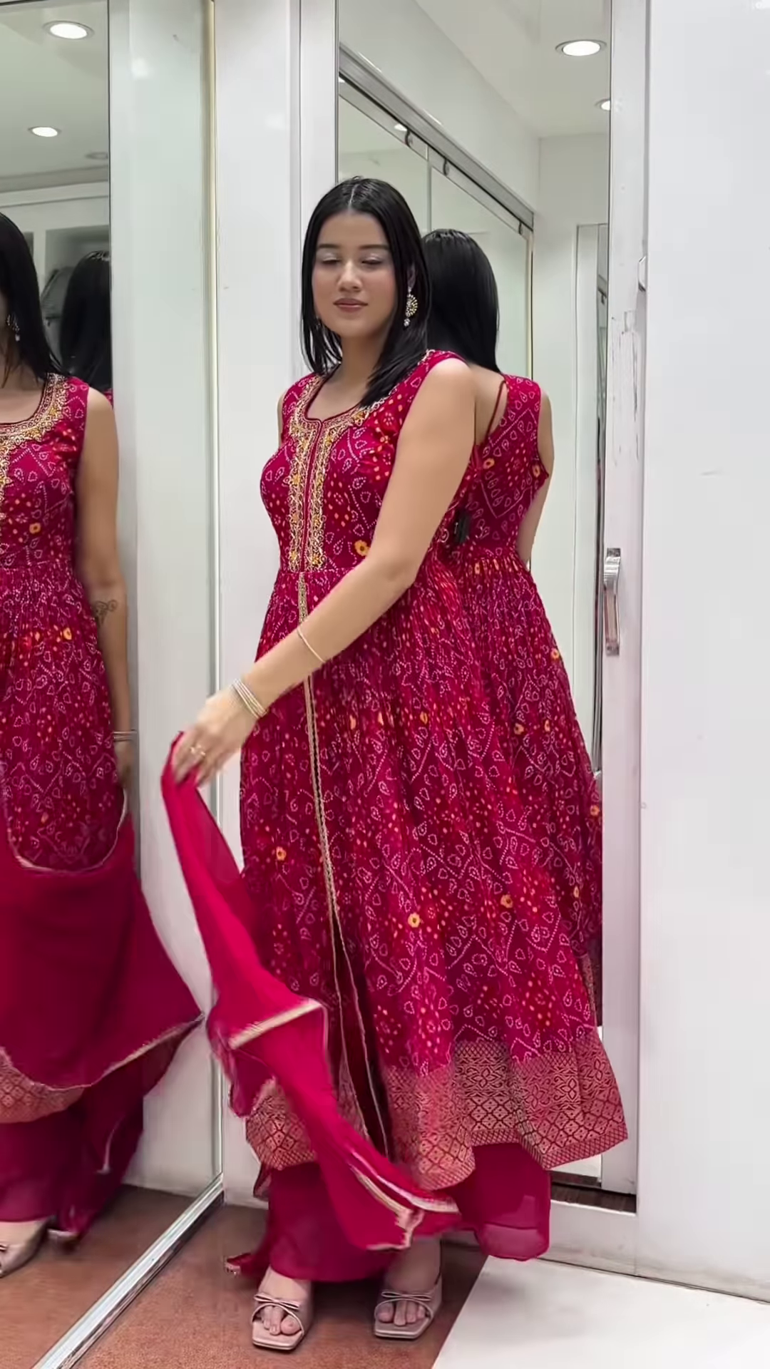 Bandhej Kurta Set – With Heavy Gota Work & Dupatta