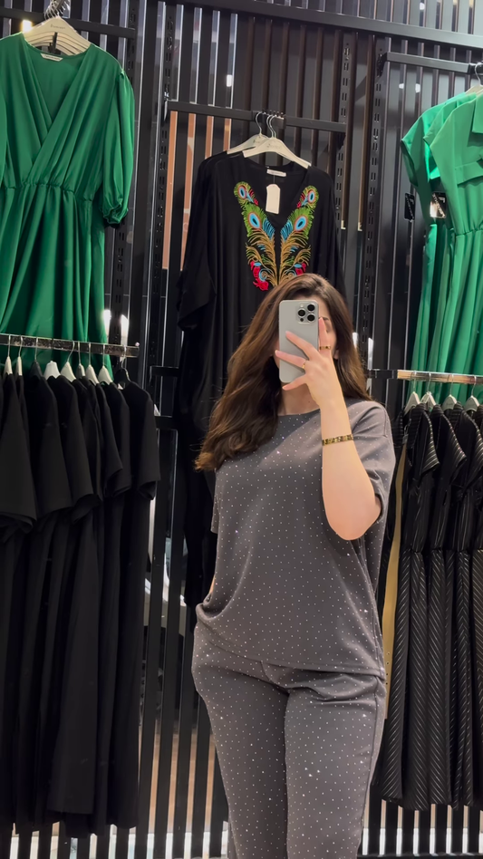 ✨ Cozy Grey Lounge Set with Delicate Shimmer Details ✨