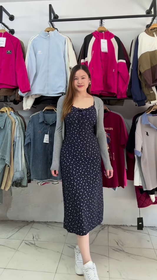 🌸 Charming Navy Blue Floral Midi Dress with Grey Cardigan Ensemble 🌼