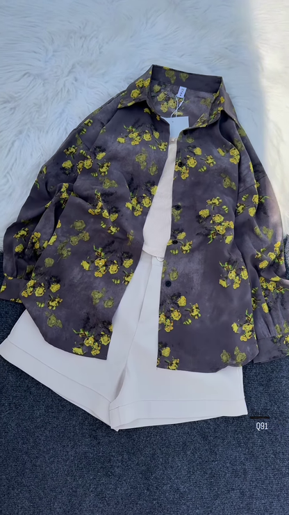 🌼 Effortlessly Chic Grey Floral Print Oversized Shirt & White Shorts Set 🤍