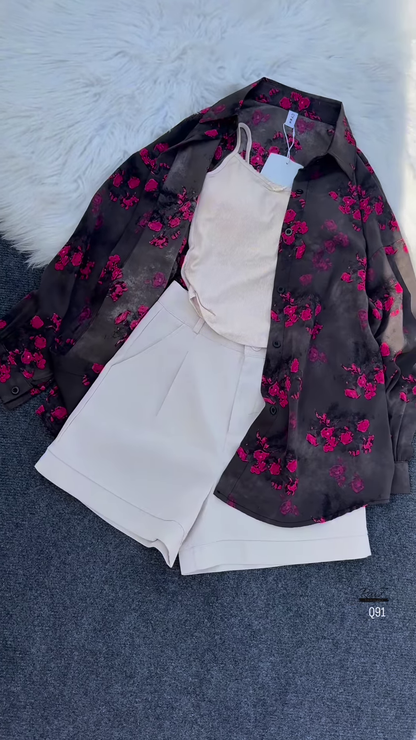 🌼 Effortlessly Chic Grey Floral Print Oversized Shirt & White Shorts Set 🤍