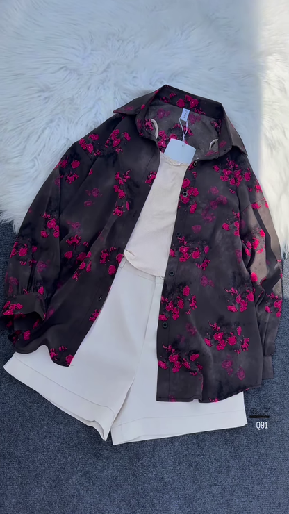 🌼 Effortlessly Chic Grey Floral Print Oversized Shirt & White Shorts Set 🤍