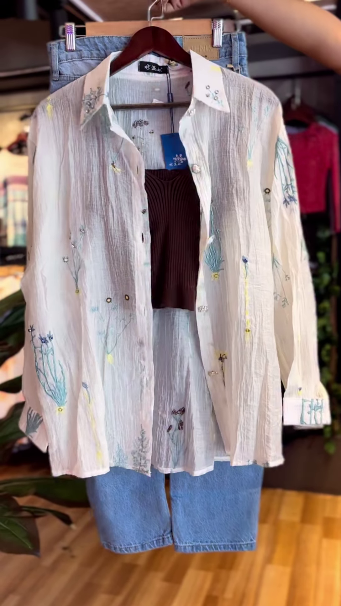 🌸 Delicate White Sheer Floral Embroidered Oversized Shirt, Brown Top & Blue Jeans Ensemble 👖