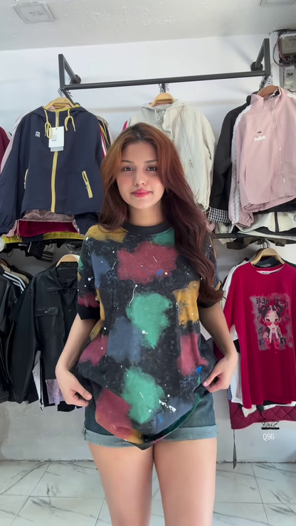 🎨 Edgy Black T-Shirt with Vibrant Abstract Paint Splatter Design 💥