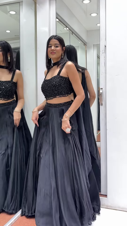 ✨ Dazzling Black Sequin Top & Flowing Skirt Ensemble 🖤