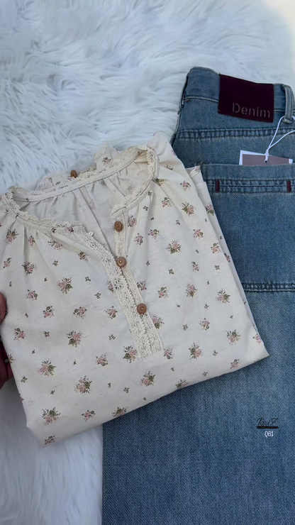 Vintage Floral Blouse with High-Waisted Wide-Leg Jeans