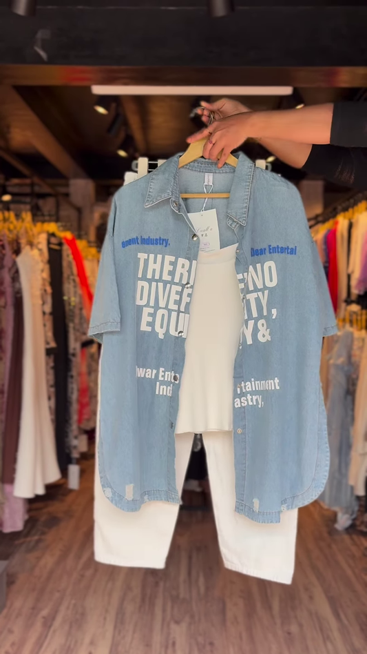 Elegant White Dress with Ruffled Hem and Bow Detail