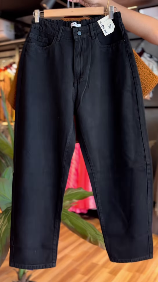 Textured Rust-Colored Shirt with Black Wide-Leg Pants