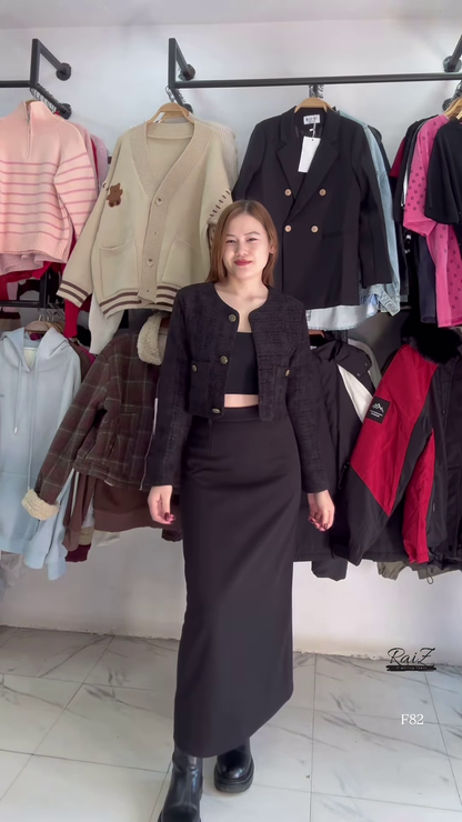 Elegant Cream Cropped Jacket – Redefine Your Classic Look with Chic Sophistication 🤍✨