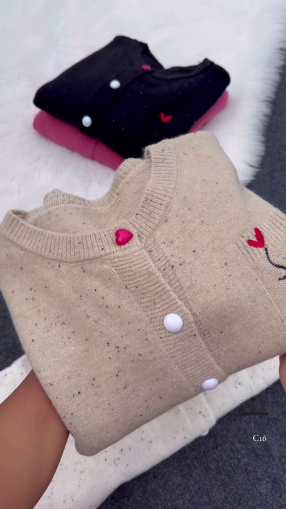 Speckled Heart Button Cardigan – Cute, Cozy, and Effortlessly Stylish ❤️🧶