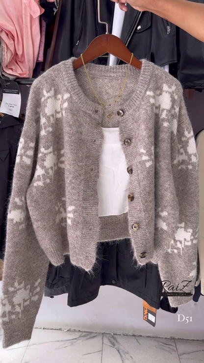 Fuzzy Nordic Button Cardigan – Ultra‑Cozy, Winter‑Chic Layers ❄️🧶