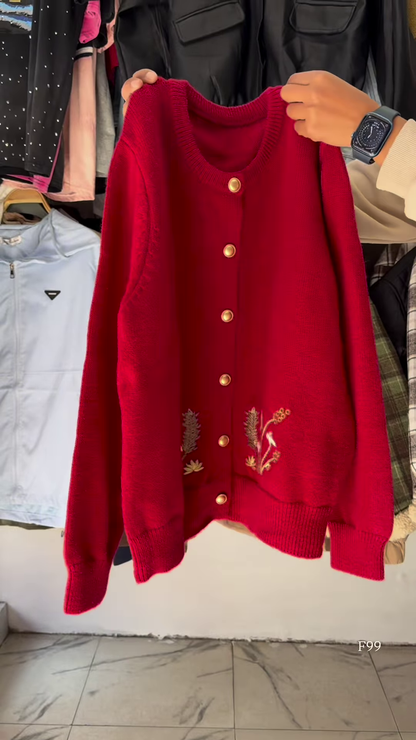 Black Floral Embroidered Button Cardigan – Luxe, Versatile, and Effortlessly Elegant 🌼✨