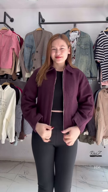 Minimalist Zip-Up Jacket – Cozy, Clean, and Effortlessly Chic ✨🧥