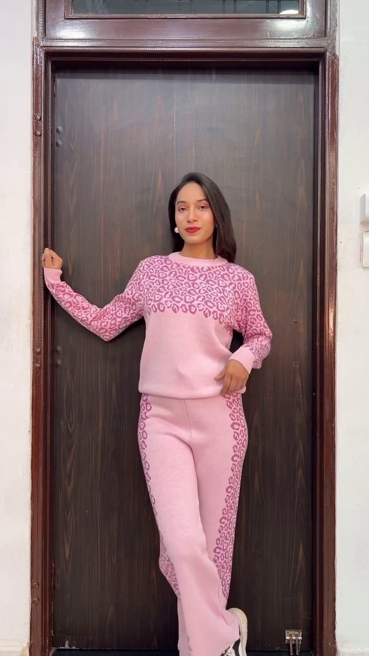 Cotton Zip-Knit Co-ord Set – Effortless Sporty Style, Day-Long Comfort 🧵✨