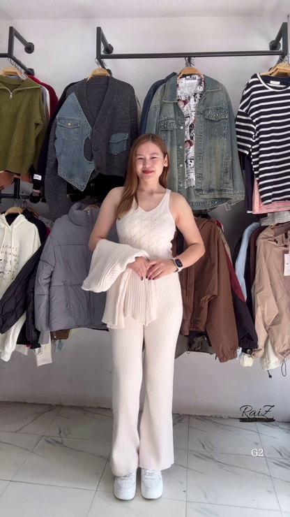 Textured Knit Co-ord Sets 🧶🩶 With Cardigans & V-Neck Sweaters – Black, Blue & Grey Variants