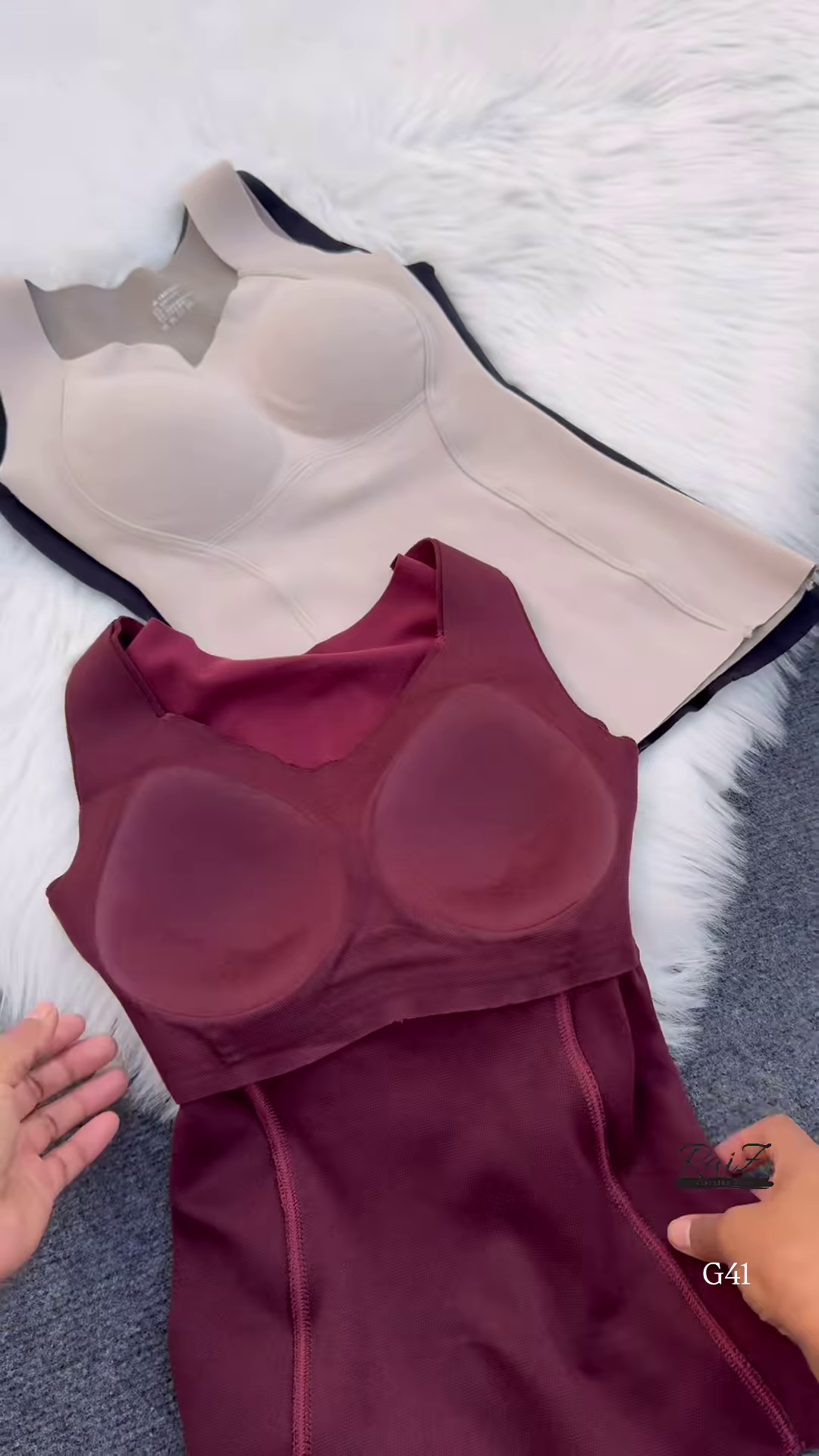 Sleeveless Built-In Bra Tops 👙🖤 – Molded Cup Basics in Black, Beige & Maroon Variants