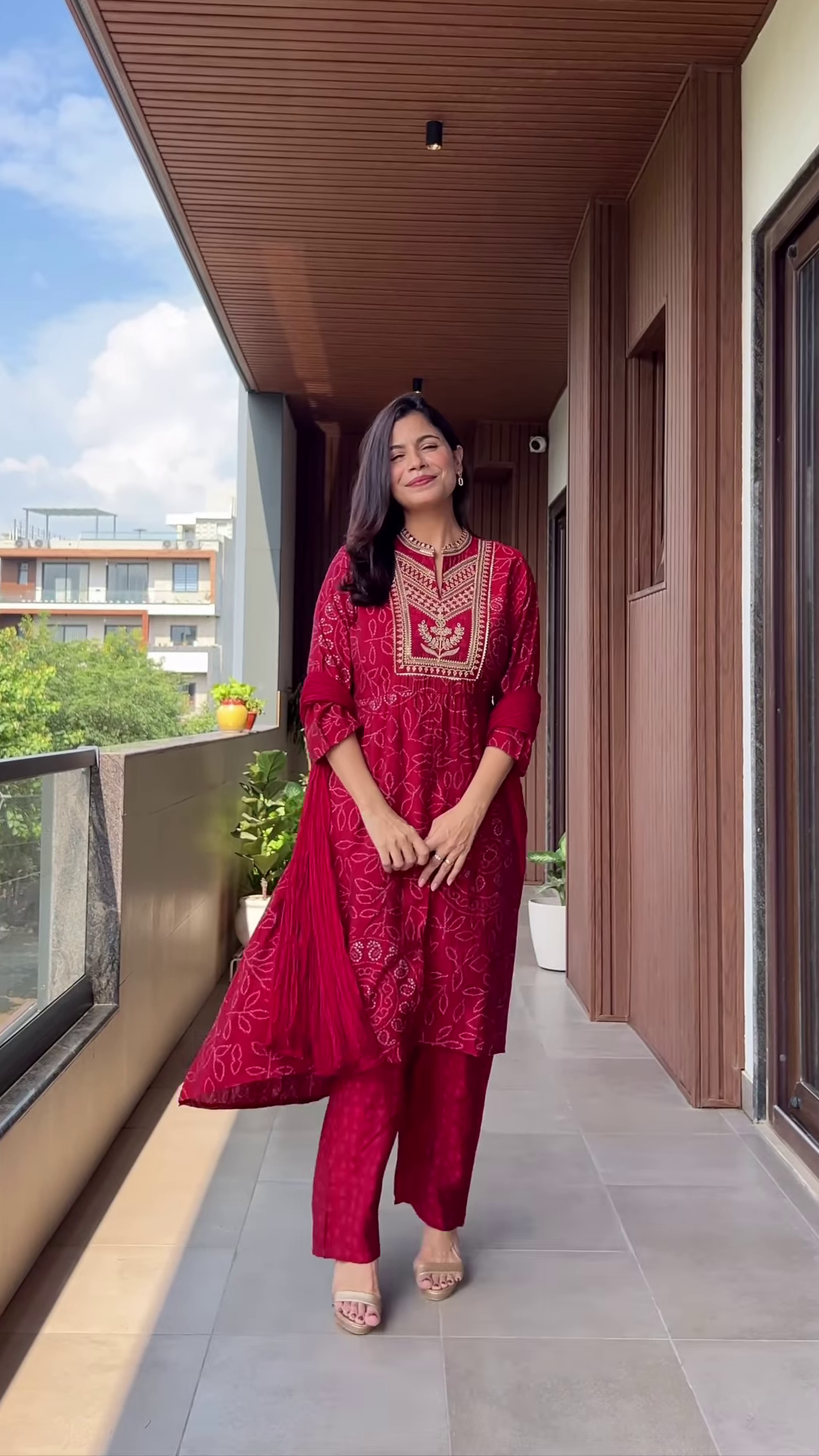 Lavender Embroidered Kurta Set with Balcony Backdrop – Soft Sophistication in Urban Serenity