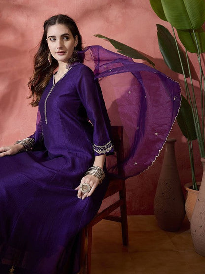 Floral Embroidered V-Neck A-Line Kurta With Trousers & Dupatta