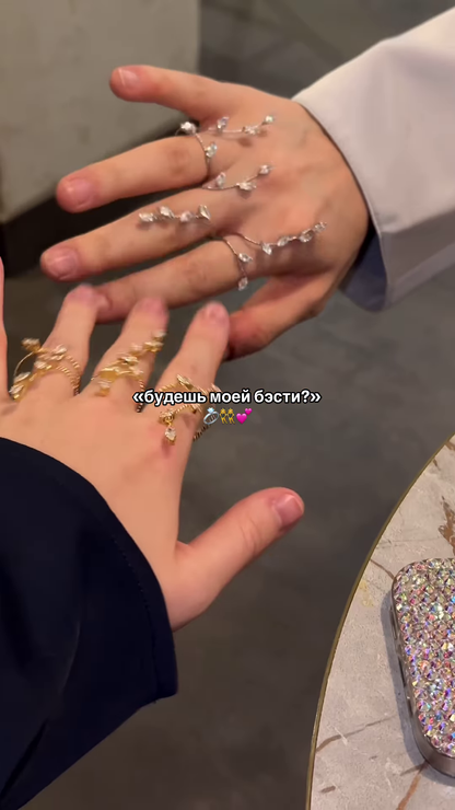 Elegant Gold-Toned Leaf Vine Ring Set with Sparkling Cubic Zirconia – Adjustable Open Rings