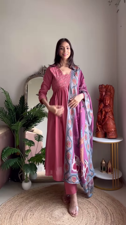 Cream Floral Kurta Set with Polka Dot Dupatta – Whimsical Elegance in a Boho Living Space