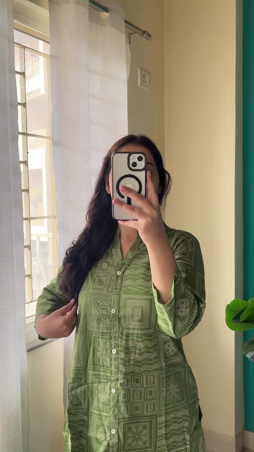 Rust Floral Blouse with Blue Denim – Casual Chic for Everyday Stories