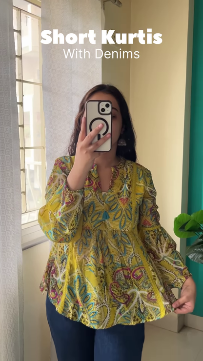 Rust Floral Blouse with Blue Denim – Casual Chic for Everyday Stories