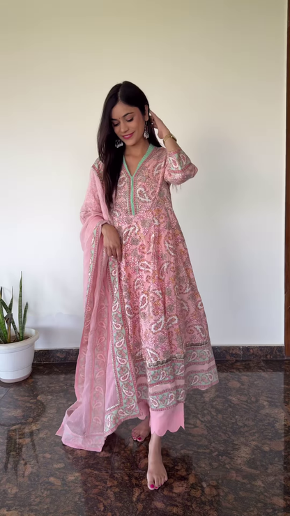 Sunlit Yellow Printed Kurta Set with Festive Pink Dupatta – Vibrance in Motion