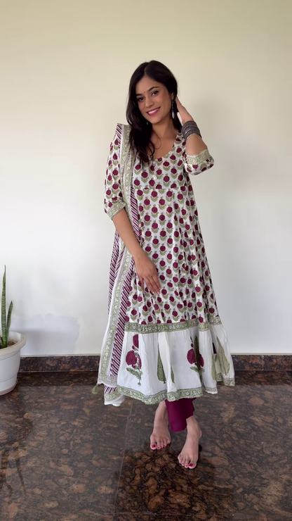 Sunlit Yellow Printed Kurta Set with Festive Pink Dupatta – Vibrance in Motion