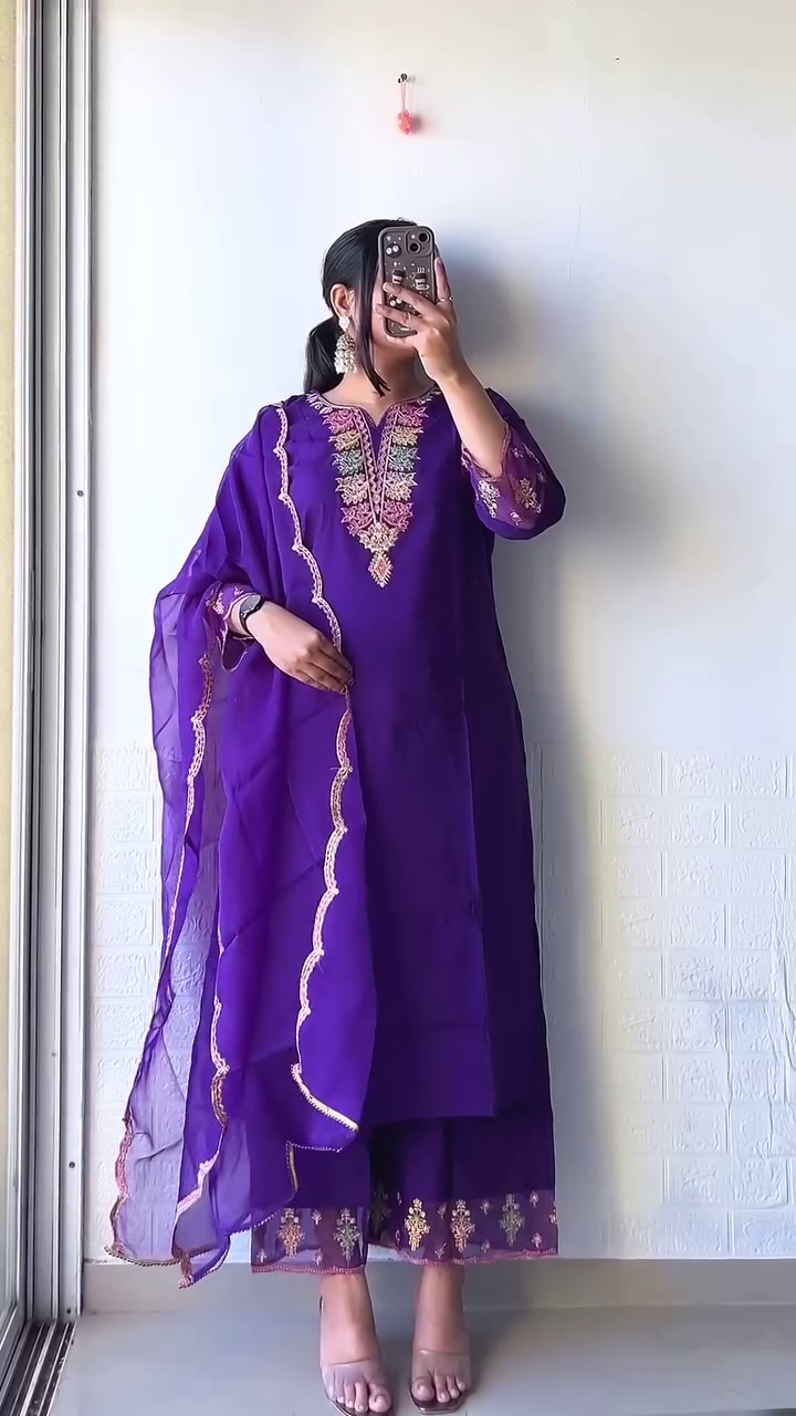 Elegant Mustard Yellow Embroidered Kurta Set with Dupatta – A Timeless Ethnic Ensemble